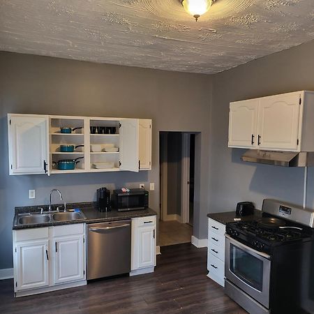 1 Bedroom In Columbus Osu District, Free Parking, Kitchen, Washer And Dryer, Central Location, Downtown, Hospital, Expocenter, Osu Stadium מראה חיצוני תמונה